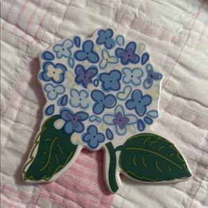 Mini Coton Colors Happy Everything Hydrangea Attachment